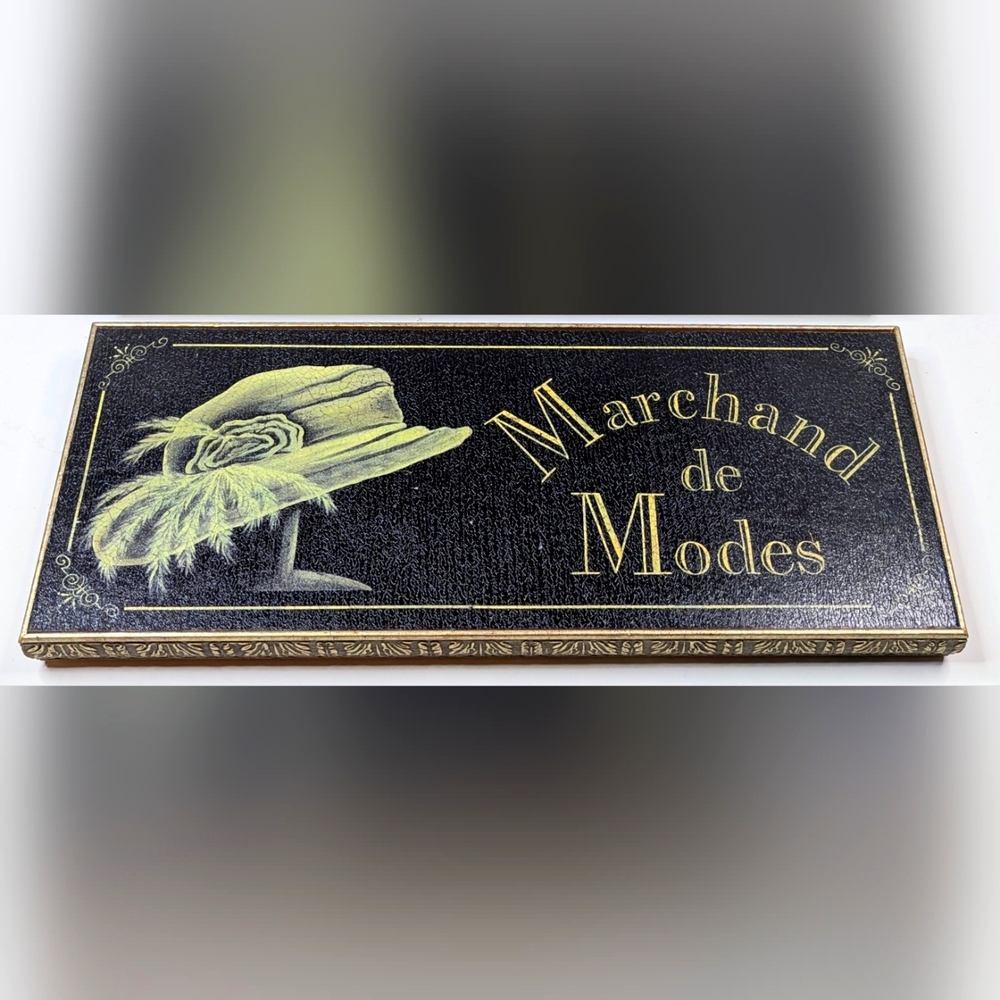 Marchand De Modes Gold Framed Art Home Decor Noir Femme Fatale